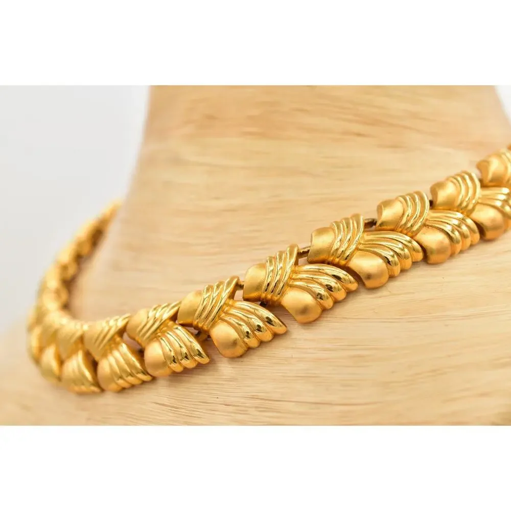 Napier Vintage Collar Necklace Matte Brushed Gold Polished Chunky Signed BinBD